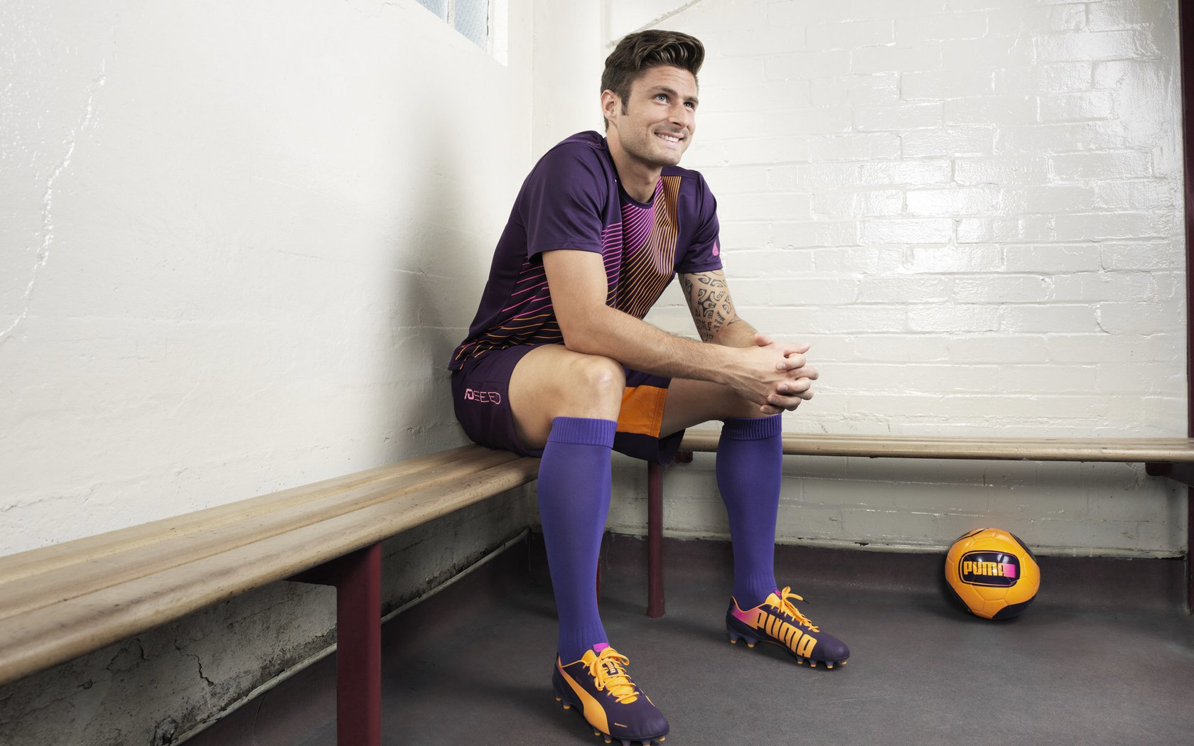 中国足球青训教练员培训体系完善，中国足球青训队教练